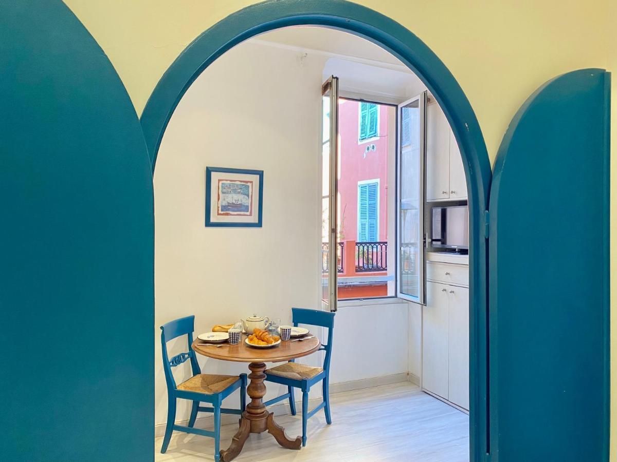 Nautical Living In The Sought-after Port Apartment Nice