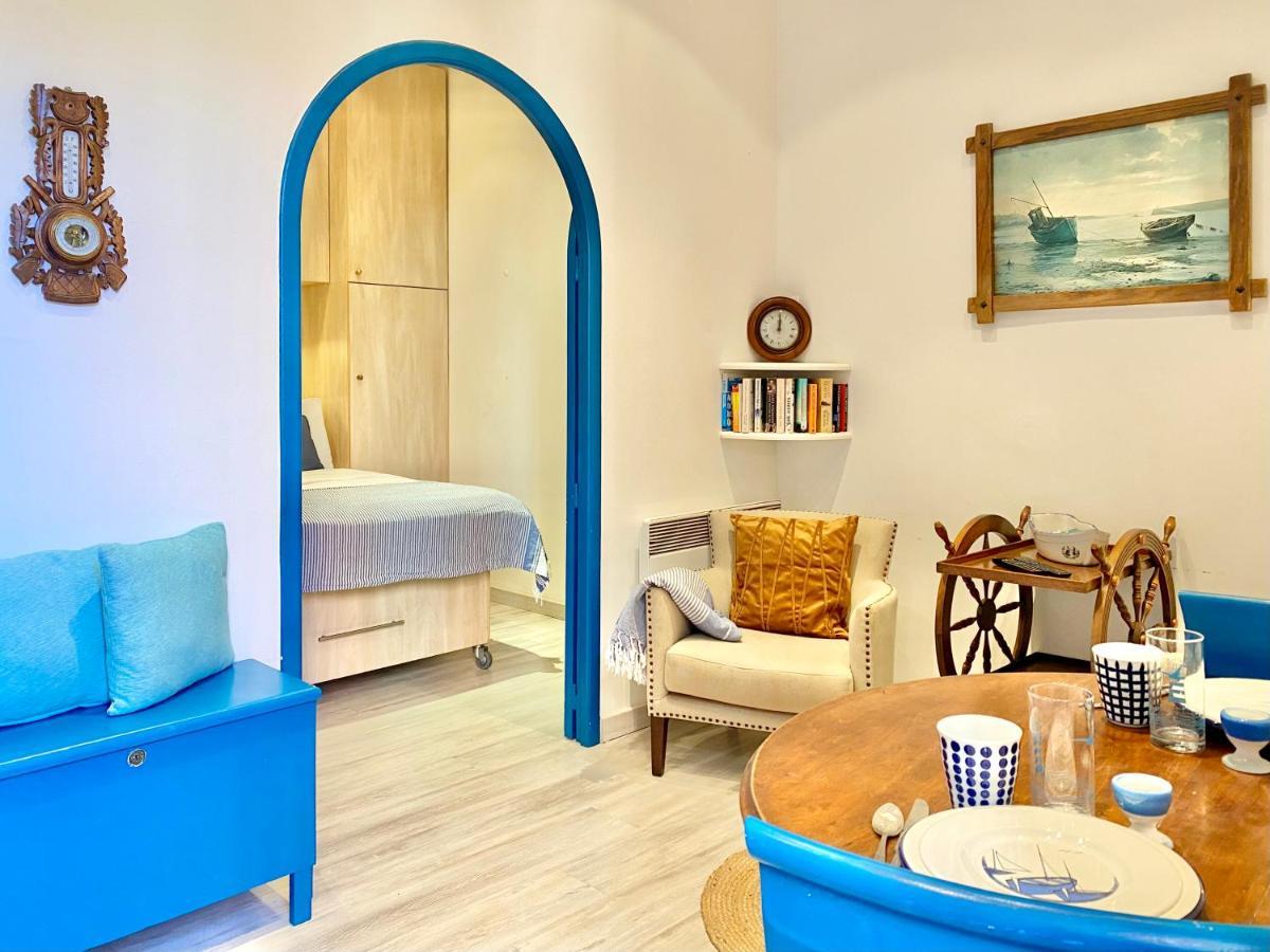 Nautical Living In The Sought-after Port Apartment