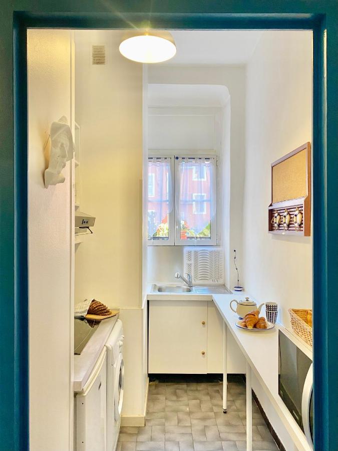 Nautical Living In The Sought-after Port Apartment Nice