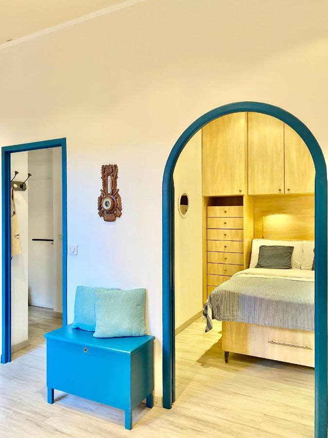 Nautical Living In The Sought-after Port Apartment