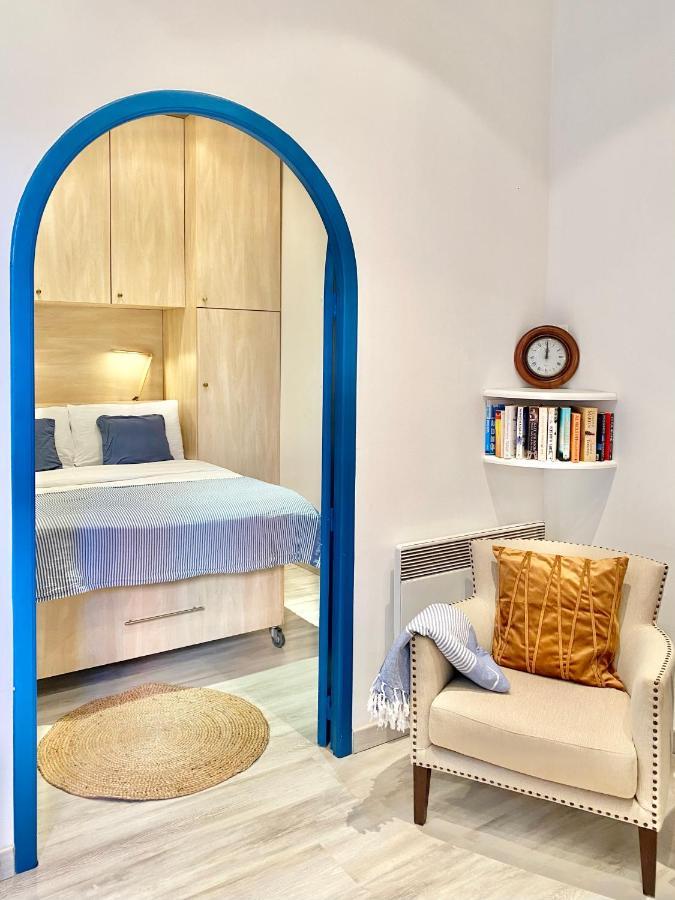 Apartment Nautical Living In The Sought-after Port Nice