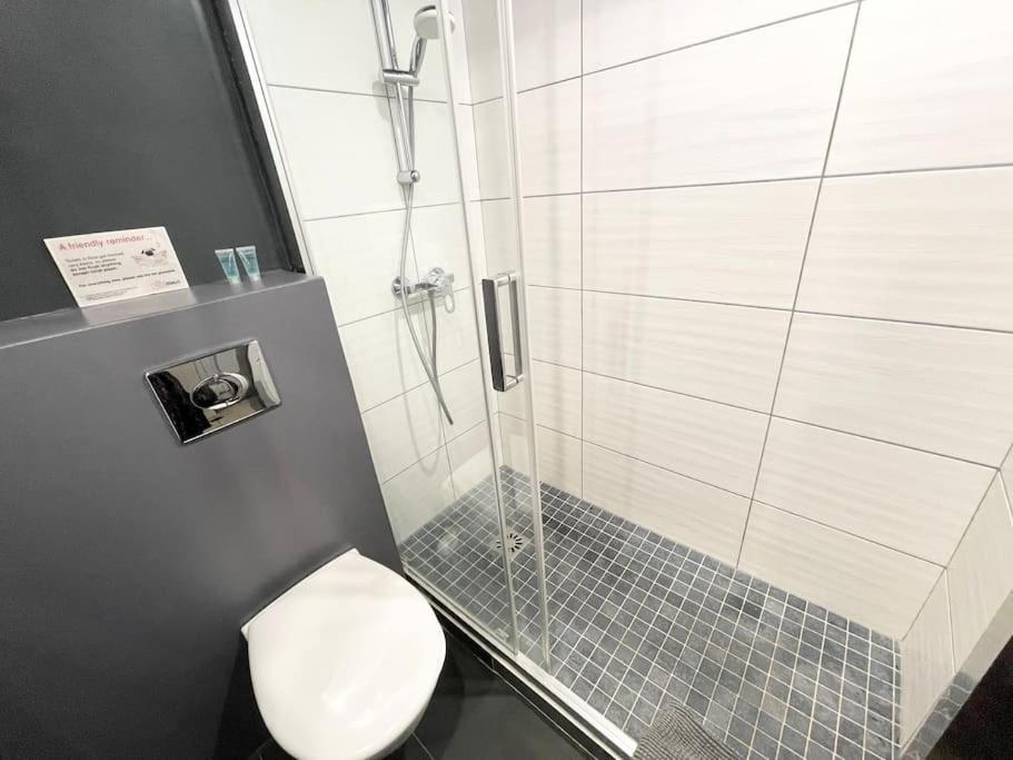 Apartment Homelivia, Vieux Nice, De Charme, Clim Balcon *