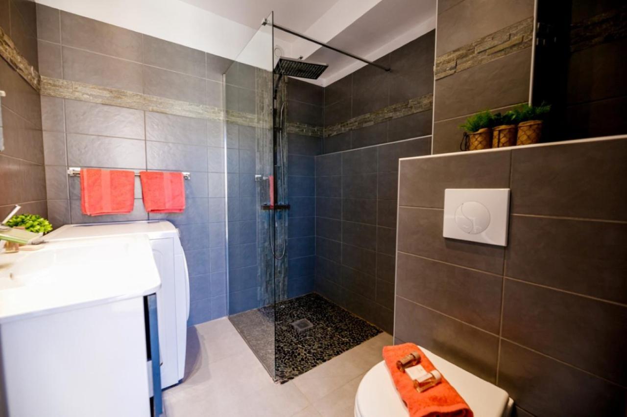 Suede 4 Ap4210 By Riviera Homes Nice