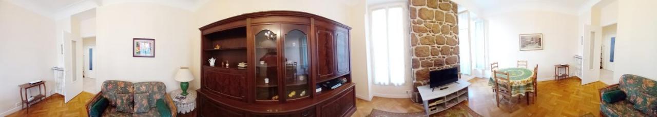 Apartment Large 2br Sunny 20 Meter Terrace Parking Shops