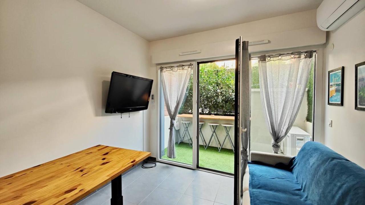 Alex Apartment