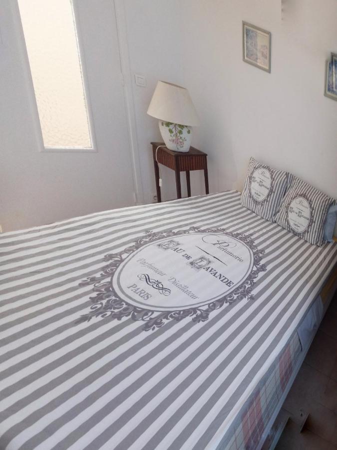 Large 2br Sunny 20 Meter Terrace Parking Shops