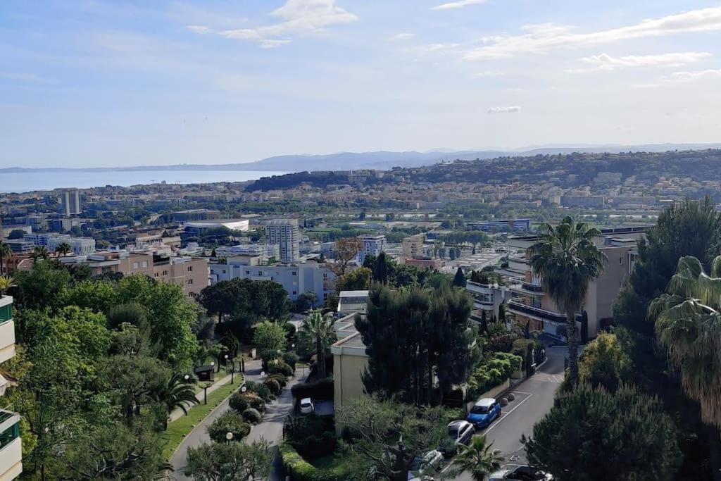 2 Bedroom Flat With Terrasse & Car-park Ouest * Nice