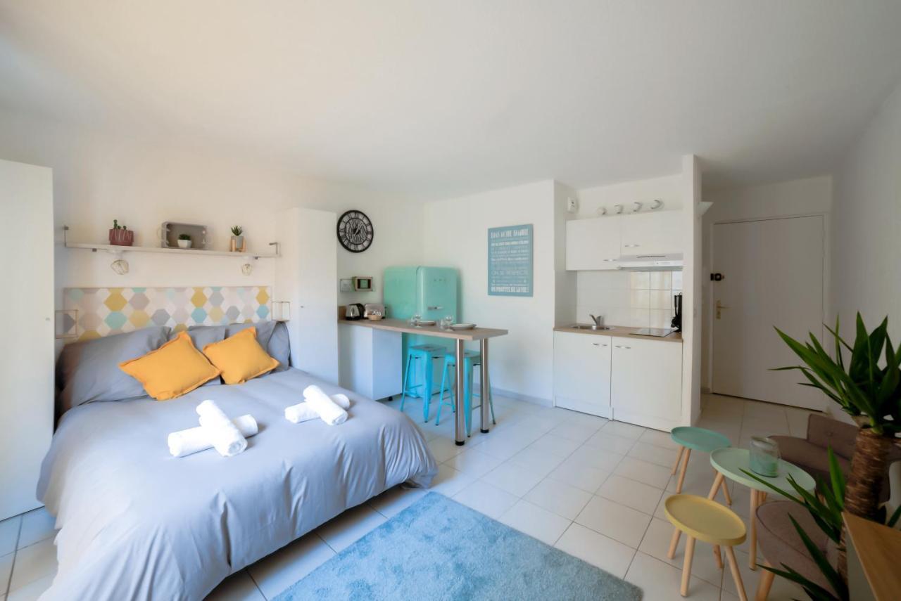Appartement #17 Sixties Du Port Ac 10mins Walk To Old Town & Port *