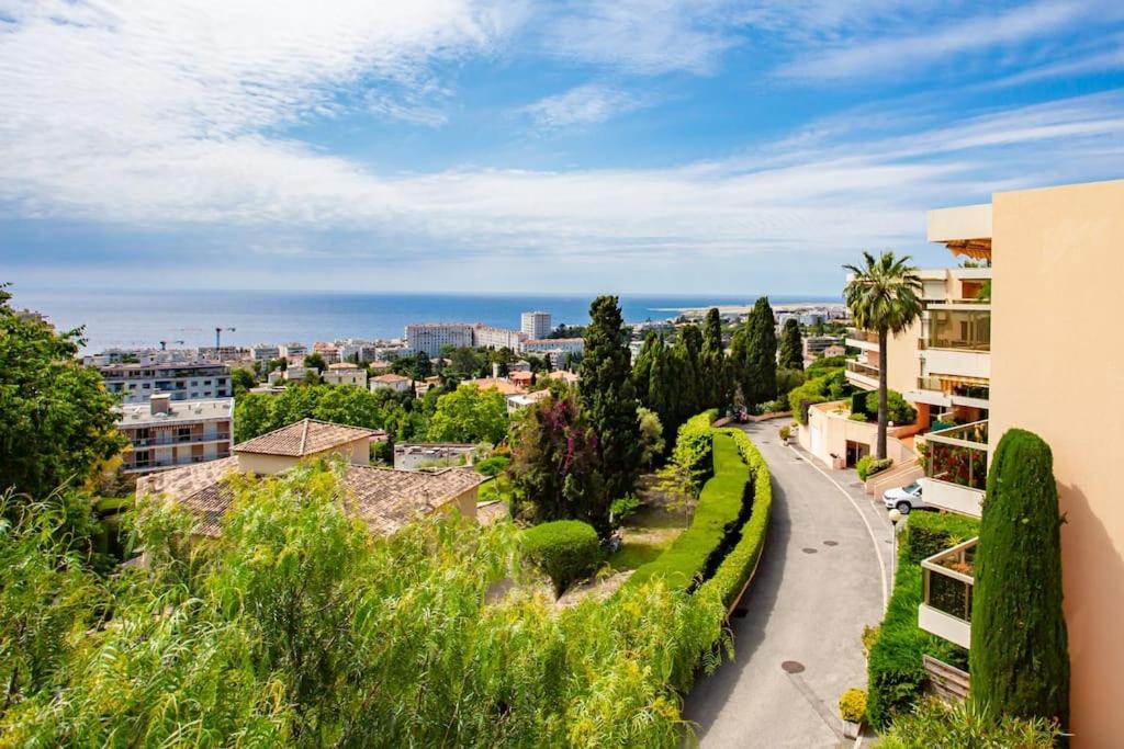 Apartment #12 Fabron Sweaming-pool Garage Ac Wifi & Sea View *