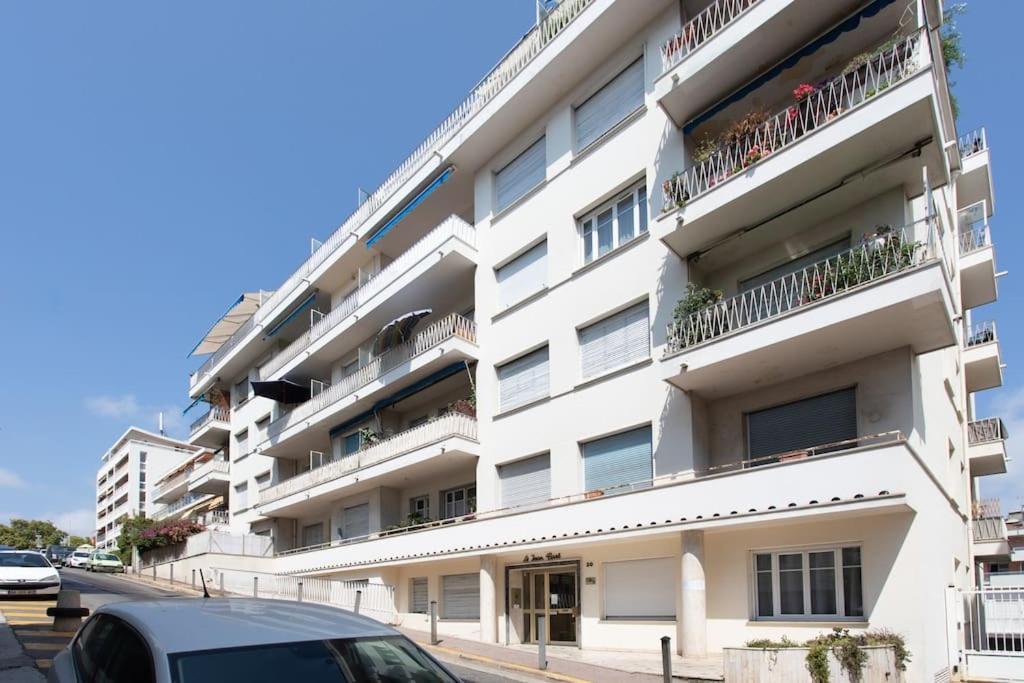 #15 2p Magnan Sea View 5 Min Terrace & Parking Apartment Nice