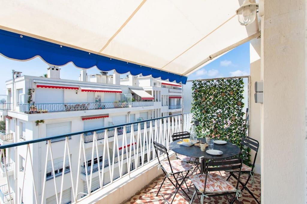 #15 2p Magnan Sea View 5 Min Terrace & Parking *