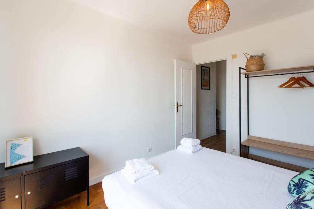 #15 2p Magnan Sea View 5 Min Terrace & Parking *