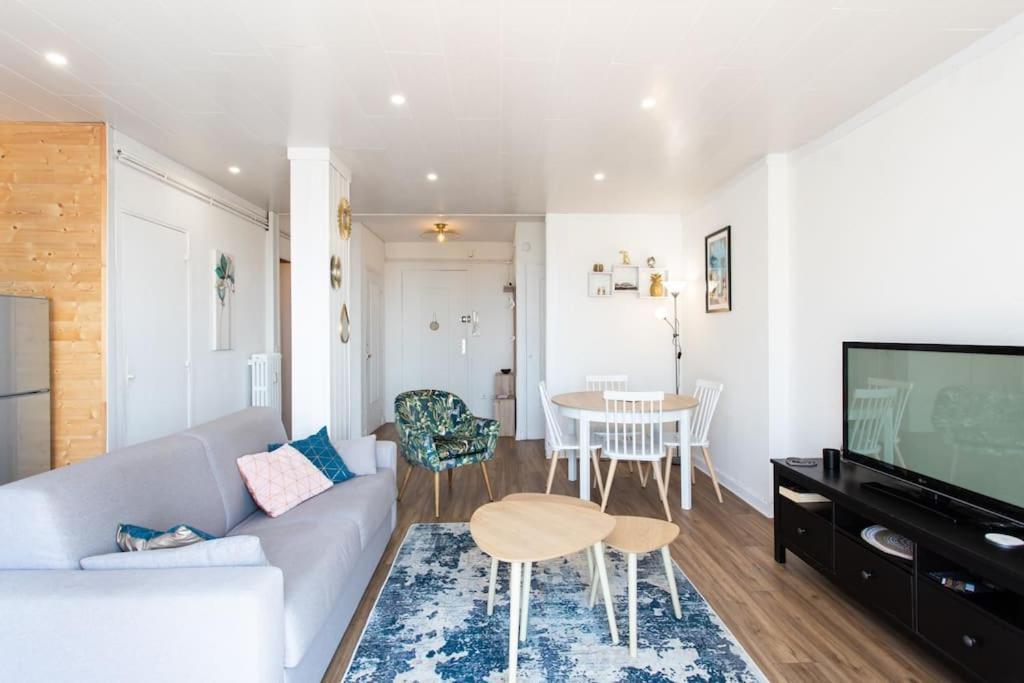 #15 2p Magnan Sea View 5 Min Terrace & Parking Apartment Nice