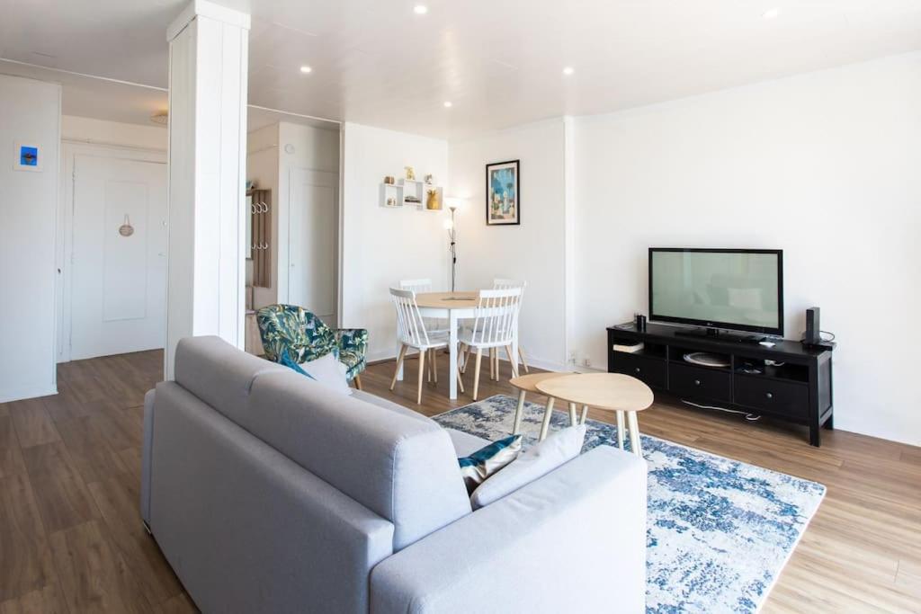 #15 2p Magnan Sea View 5 Min Terrace & Parking Apartment Nice