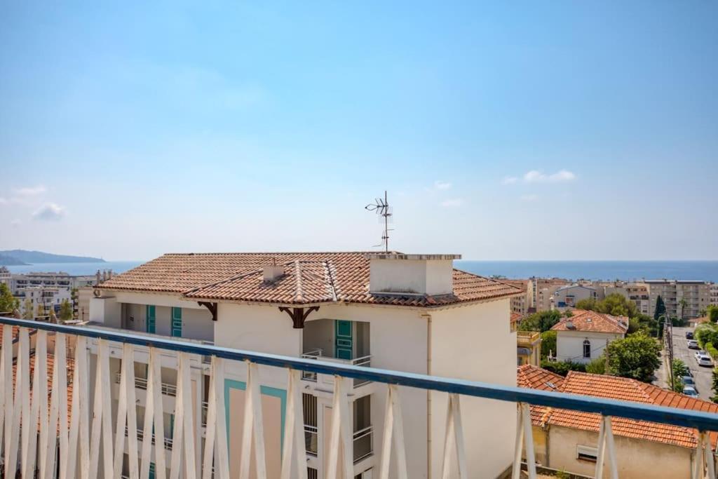#15 2p Magnan Sea View 5 Min Terrace & Parking