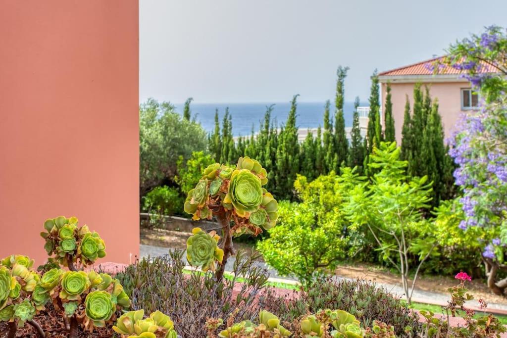 Villa #21 180° Sea View Pool Parking 9pax Bbq Wifi Ac