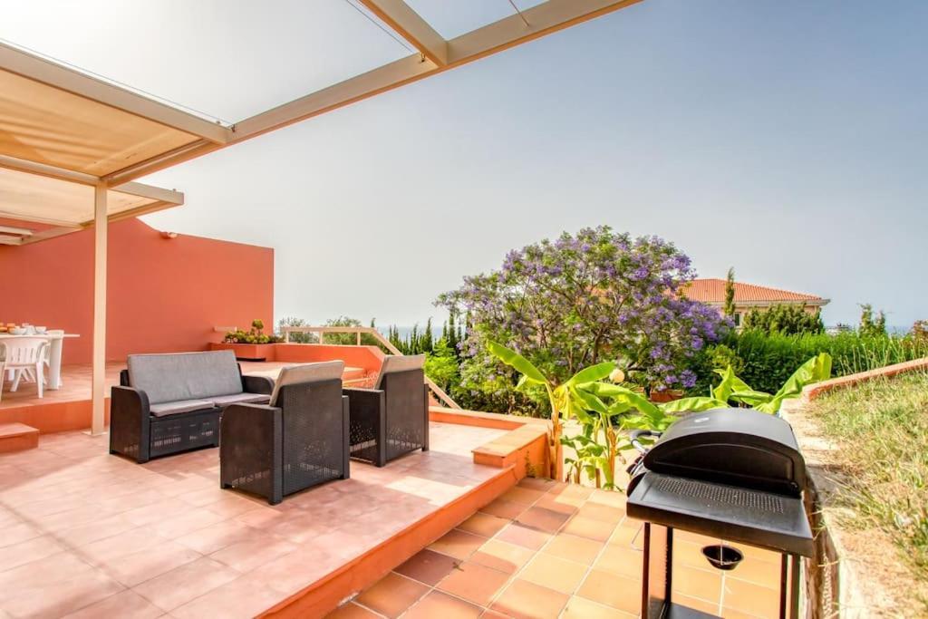 Villa #21 180° Sea View Pool Parking 9pax Bbq Wifi Ac