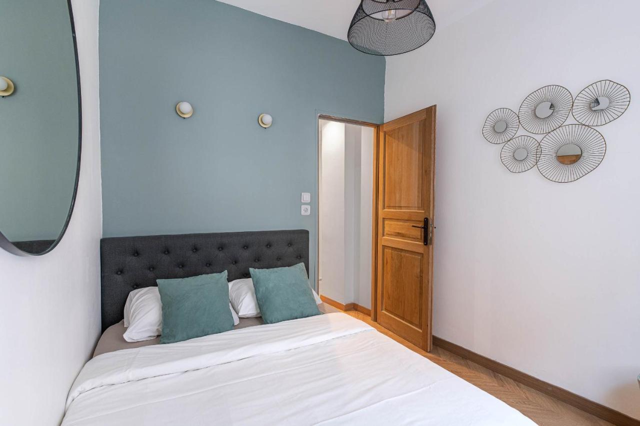 Gorgeous 2 Bedrooms Apt Great Kitchen, Center Nice