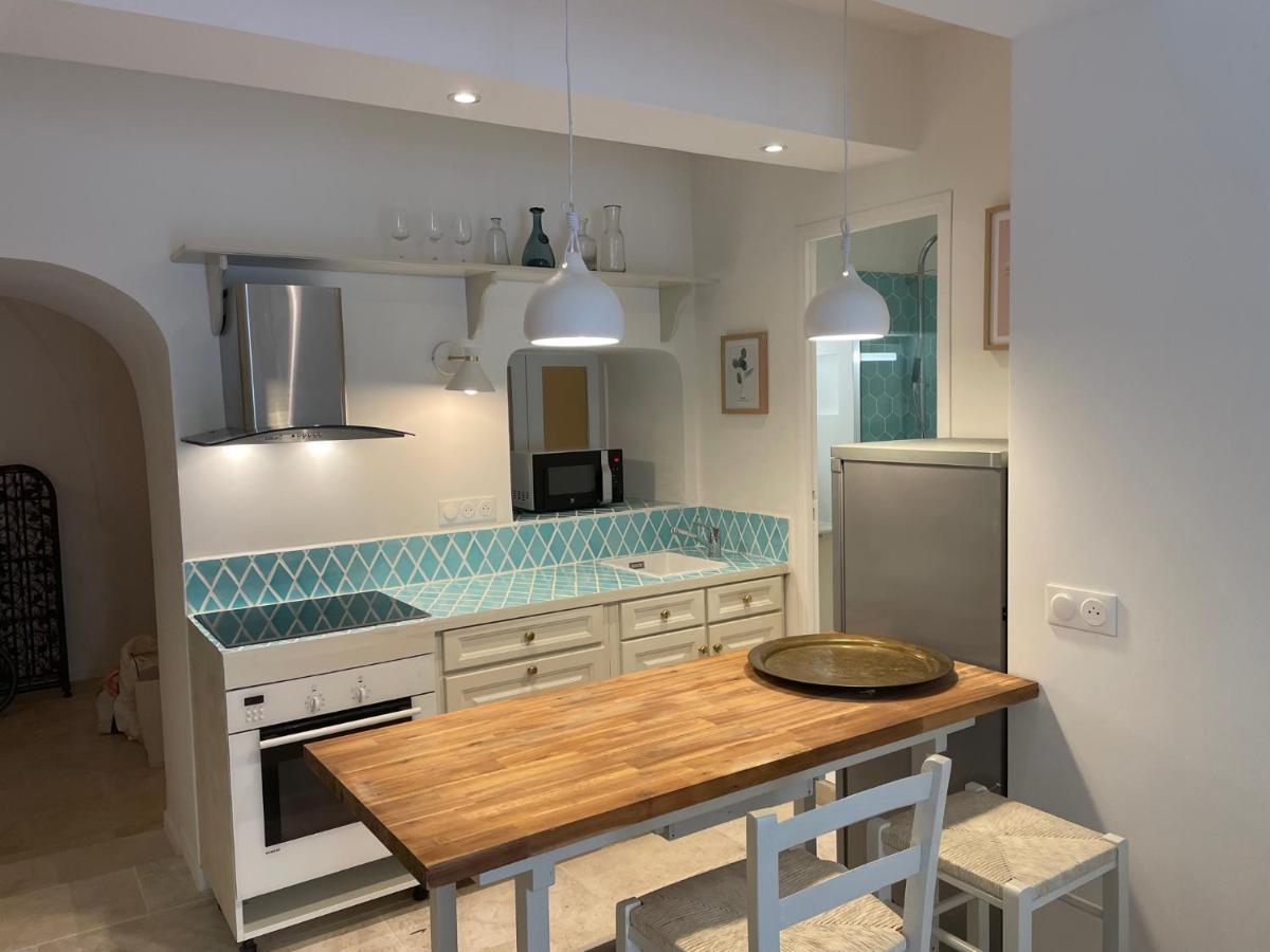 Summerhouse 2 Bed Quiet Old Balcony100m Apartment *