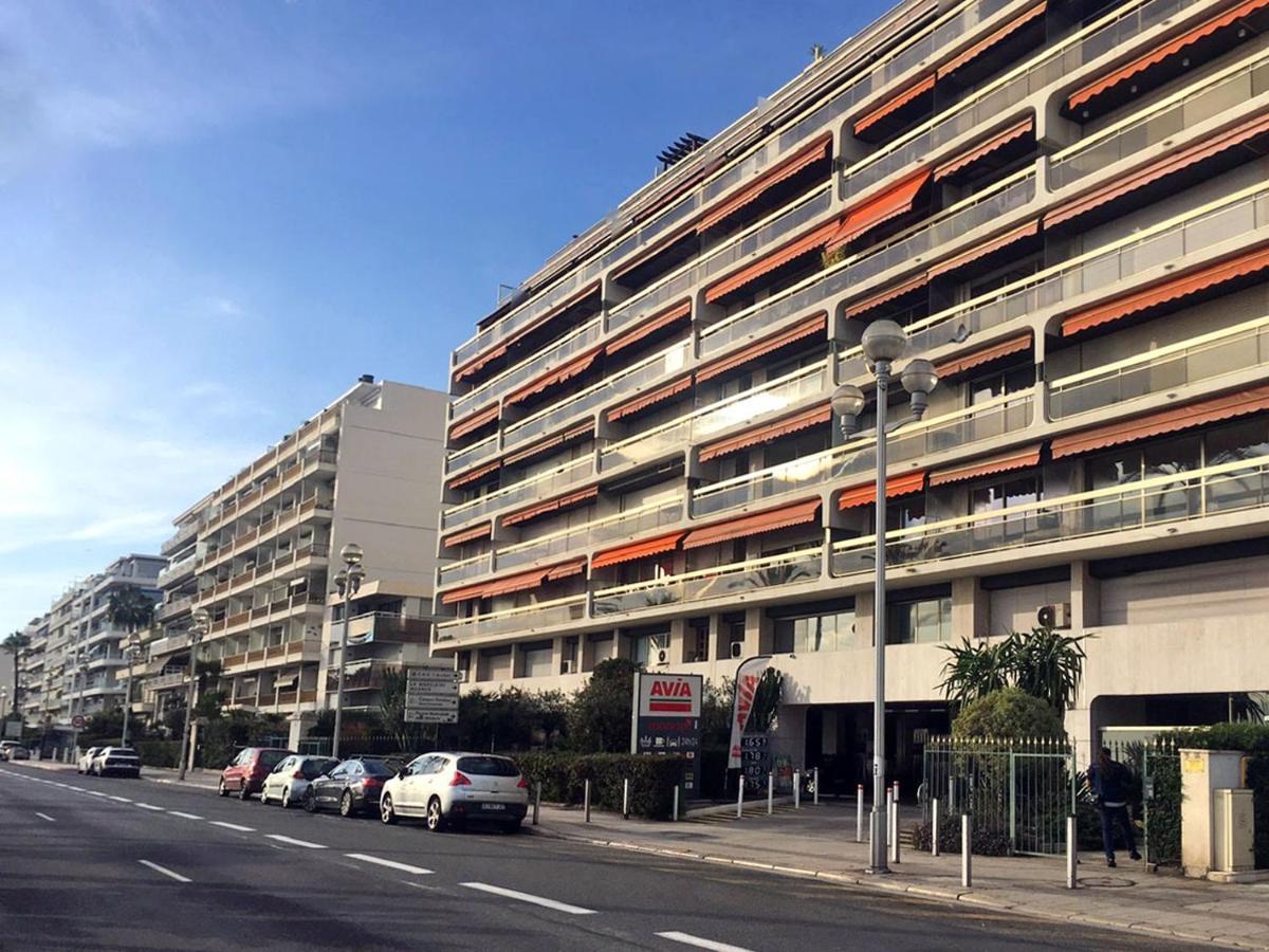 Beachfront On Promenade Des Apartment *