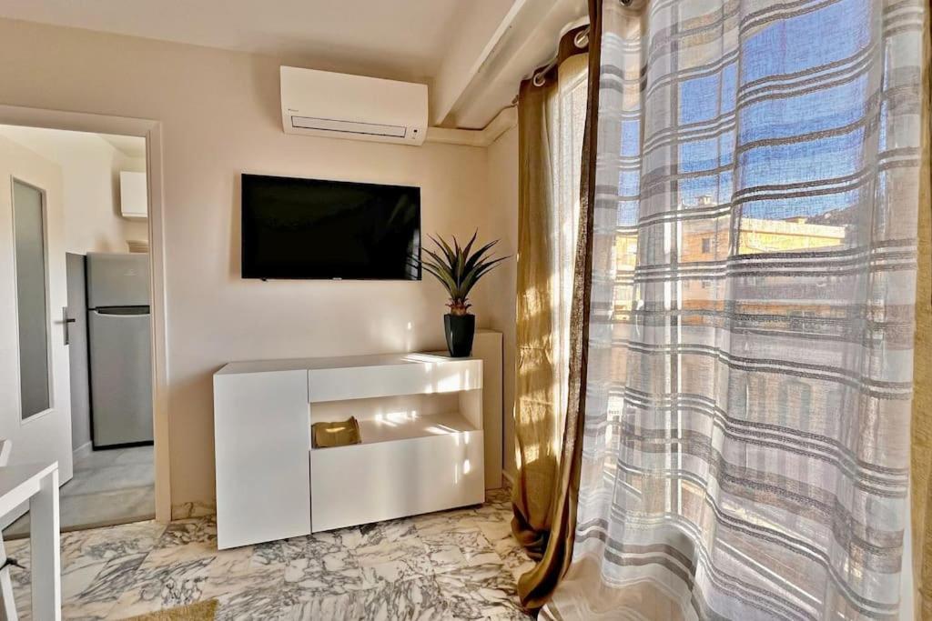 L'azur Plaisance - Le Port Lympia Apartment Nice