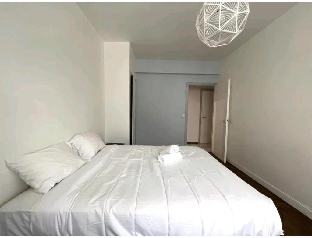 - Promenade Des Anglais - Climatise, 4 Pers Apartment Nice