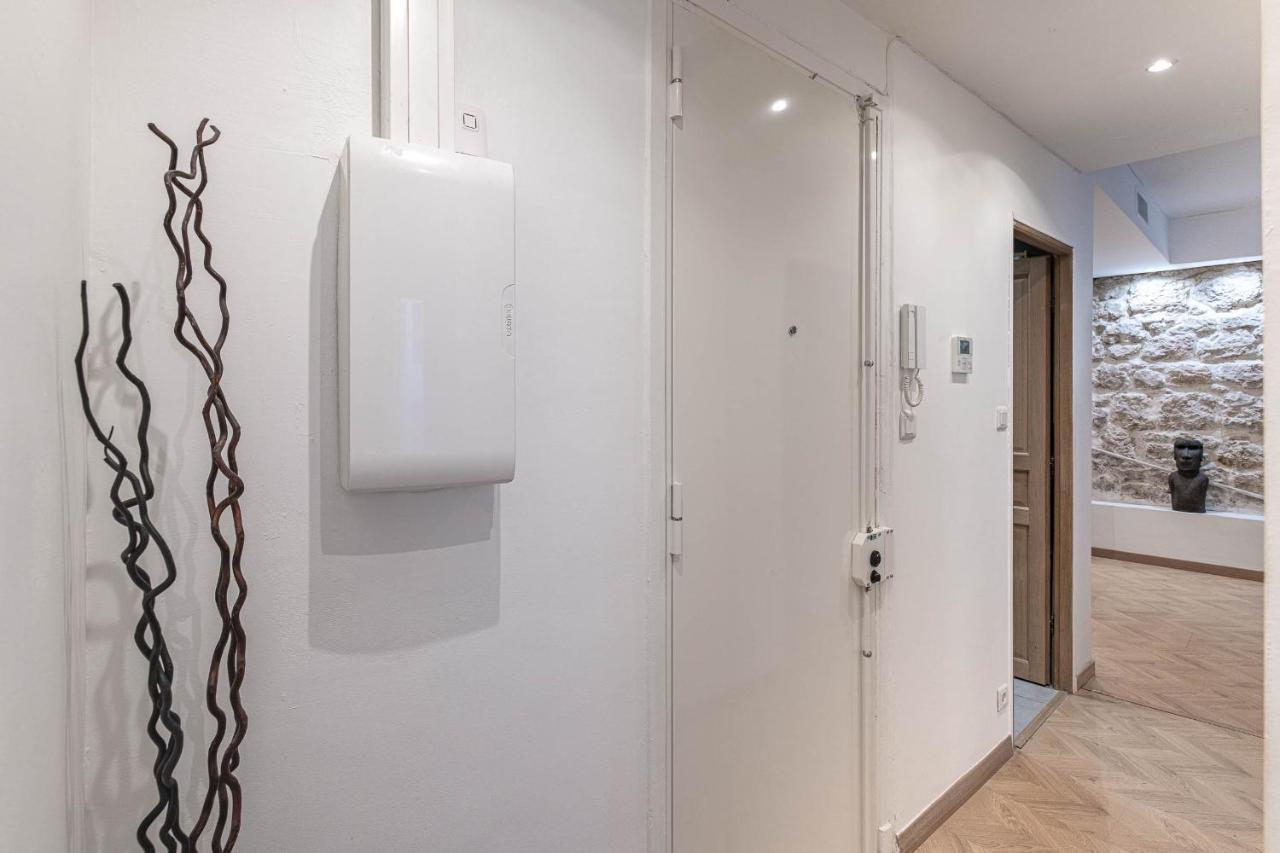 Decorated 2 Bedrooms Air Conditionning, Center Apartamento Nice