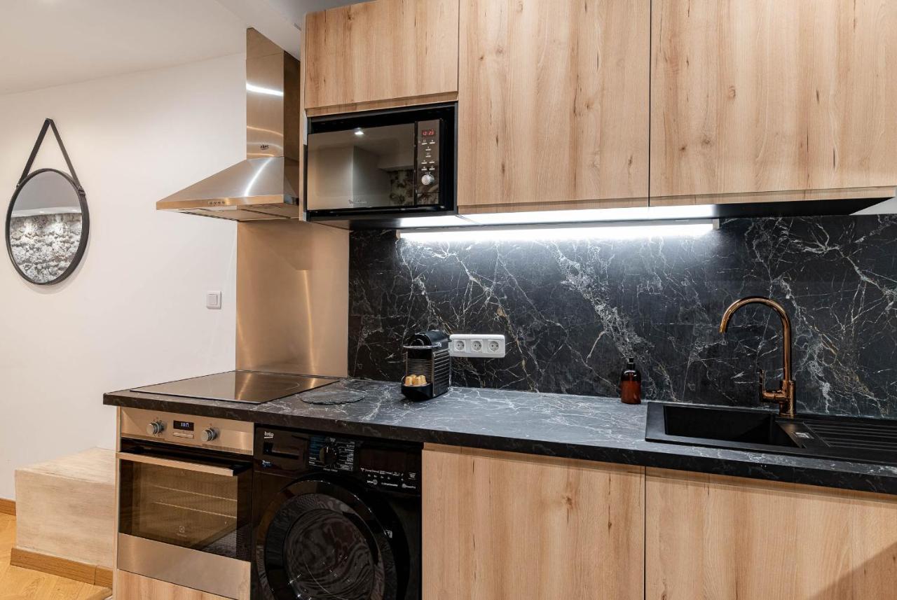Decorated 2 Bedrooms Air Conditionning, Center Apartment Nice