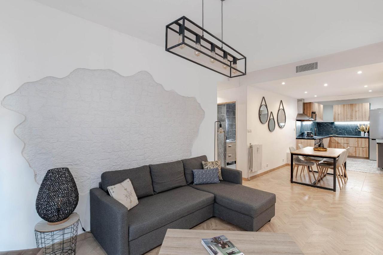 Decorated 2 Bedrooms Air Conditionning, Center * Nice