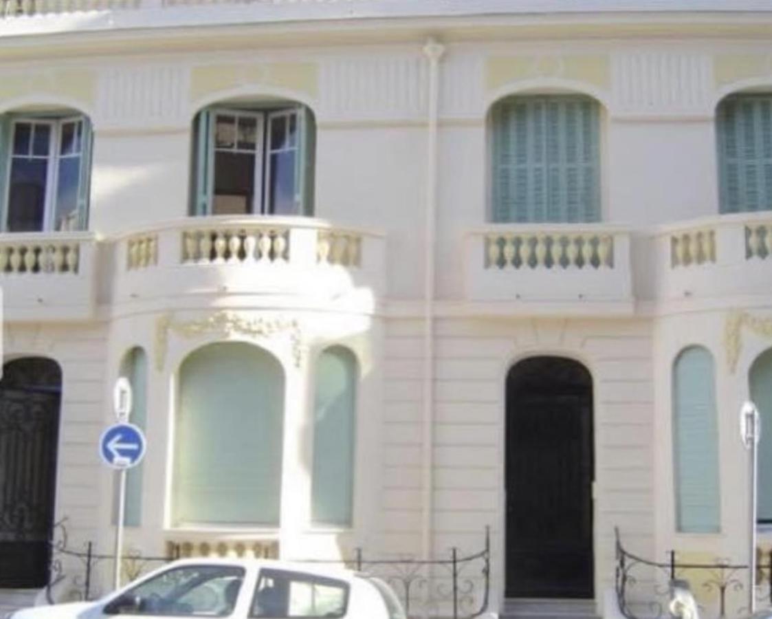 Coquet 2 Pieces Nice