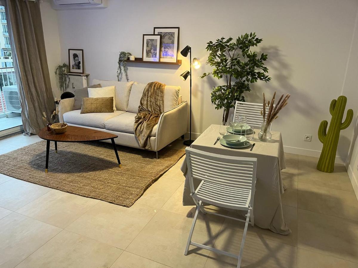 Palais Royal - Confort Apartment *