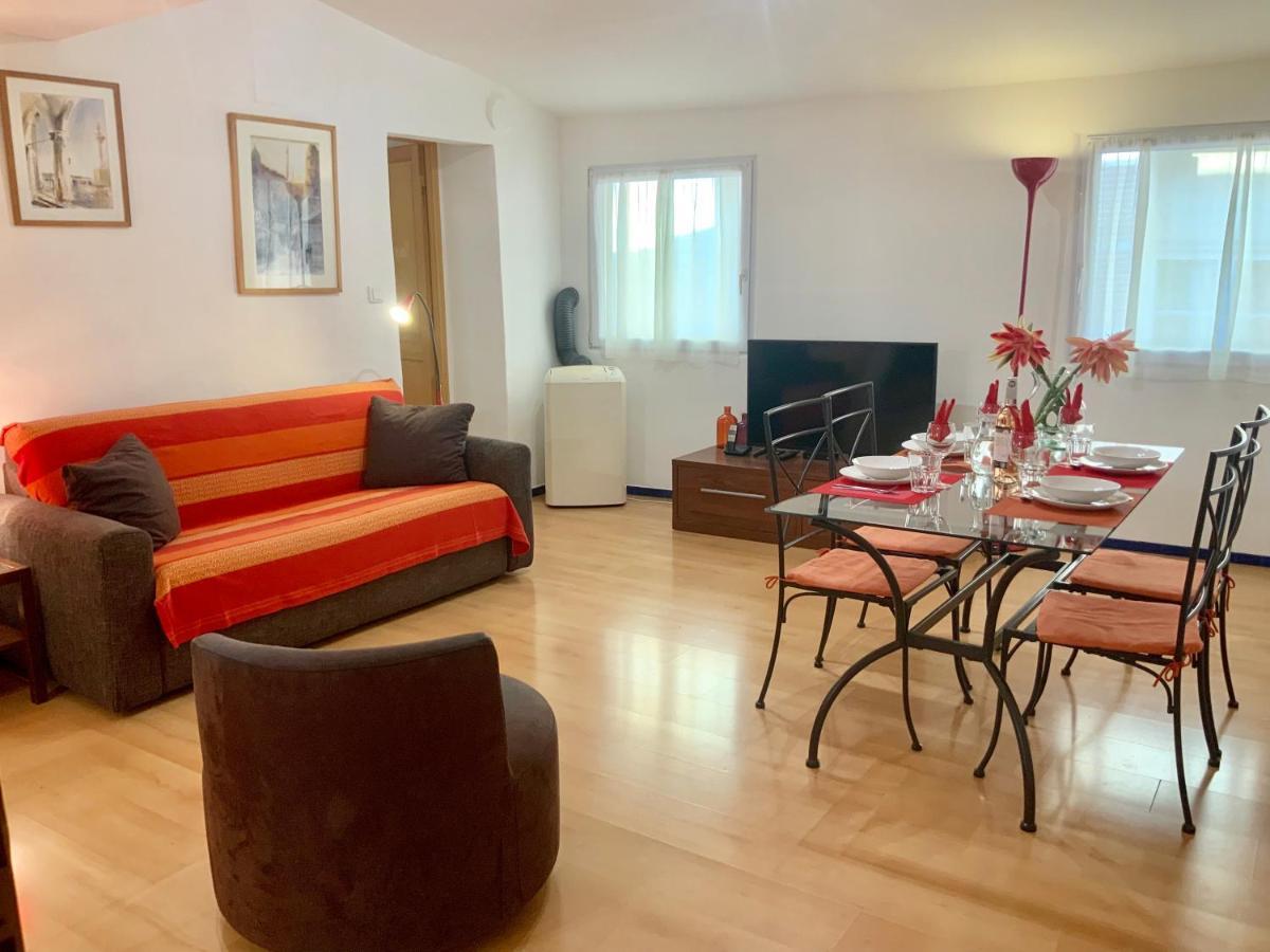 Apartment Very Cosy Flat In Heart Of Old Town Of Near *