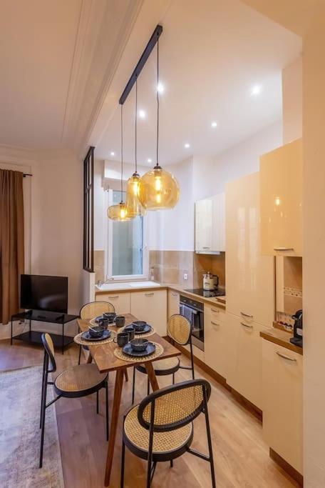 Superb 2p Of Standing, Comfort, Perfect Locati Apartment