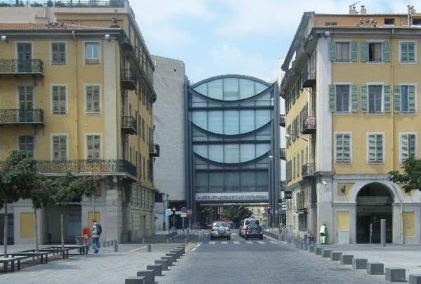 Garibaldi Apartment *