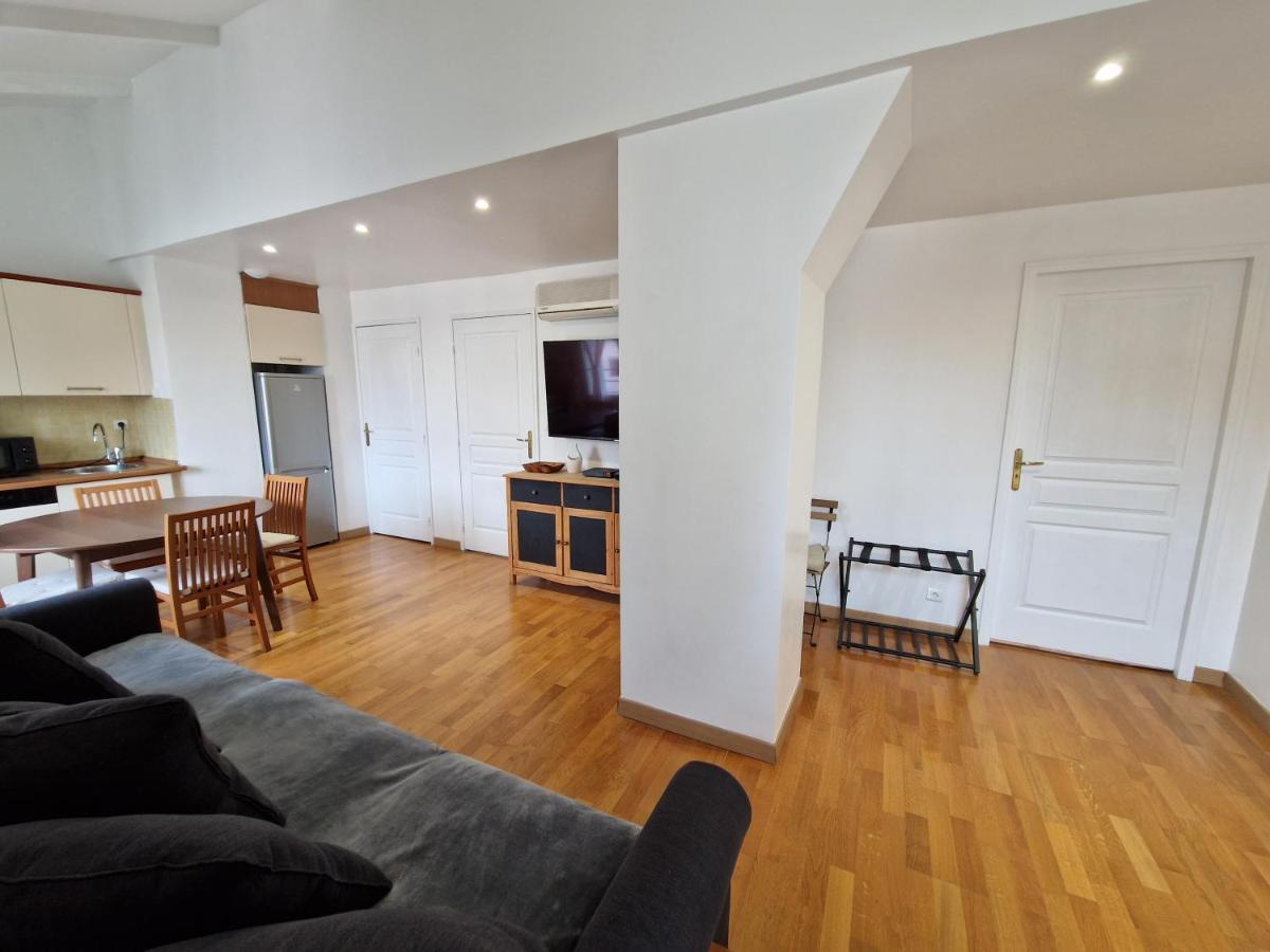 Le Michelangelo - Place Massena Apartment