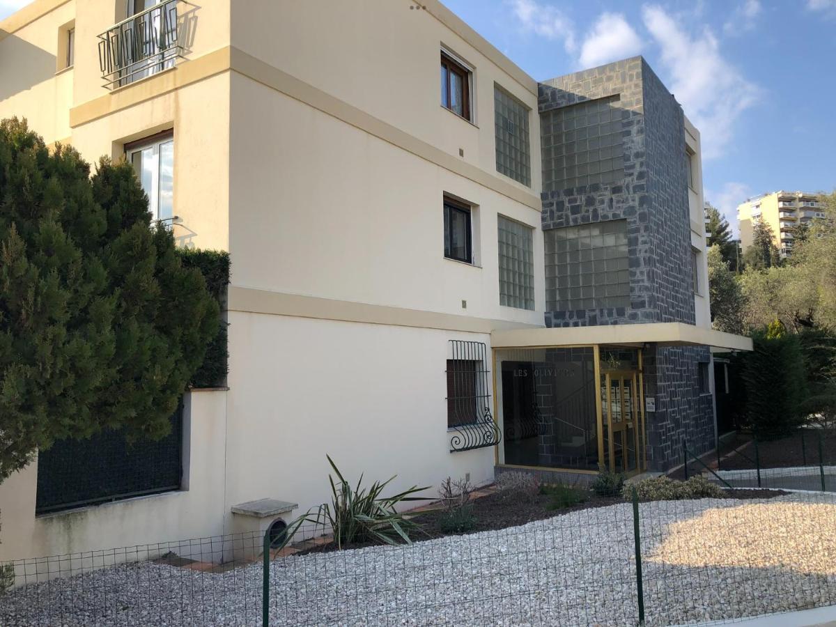 Beautiful T3 Terrasse Apartment