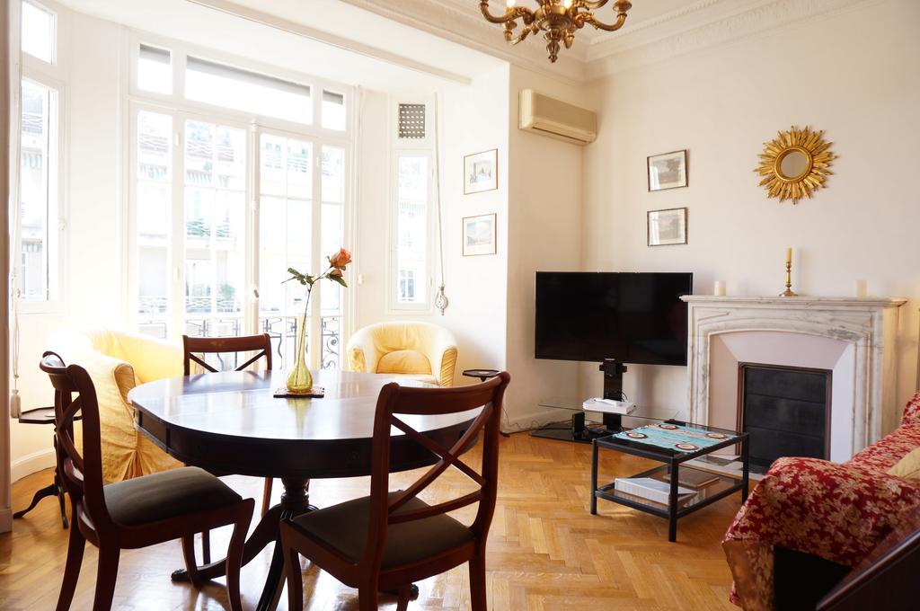 Lamartine Apartment *