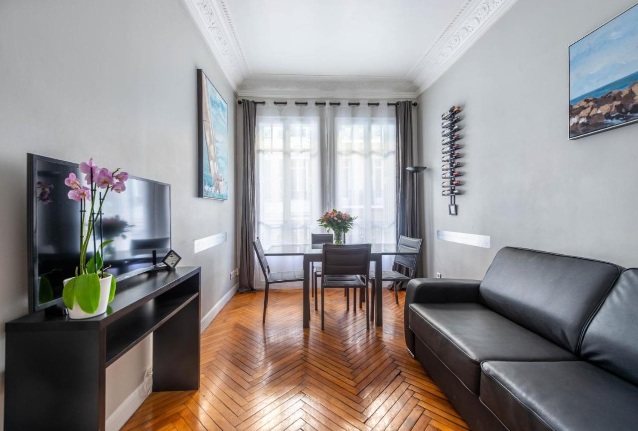 Art Deco Flat 45 M²