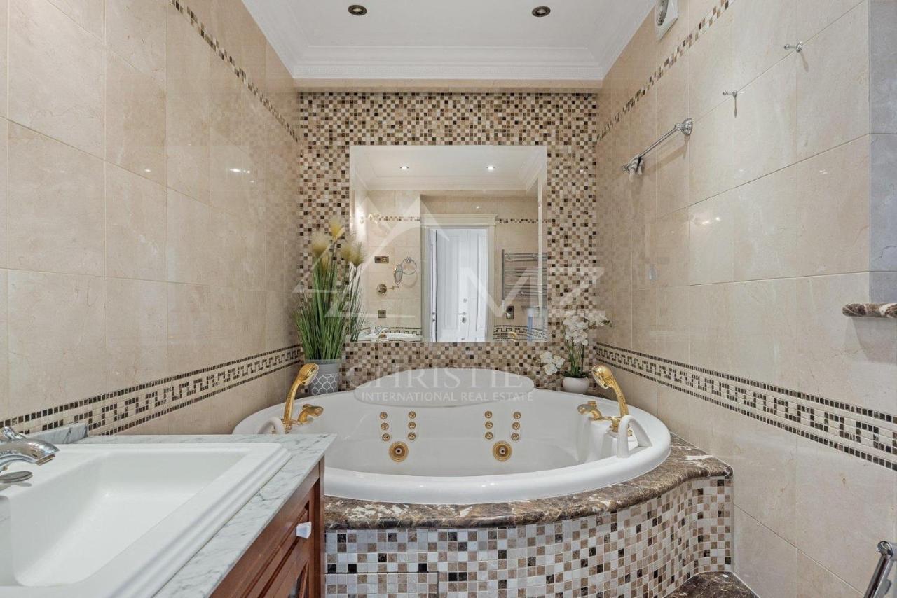 Luxury With Sea View On The First Line Promenade Des Apartment