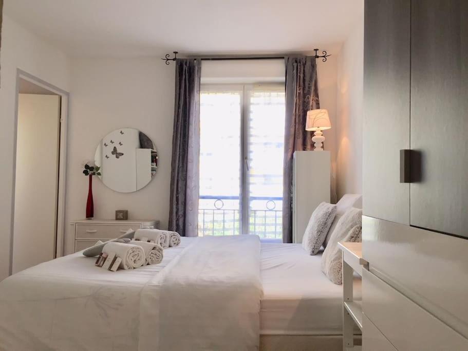 Modern And Peaceful Flat With Terrace And Parking Apartment