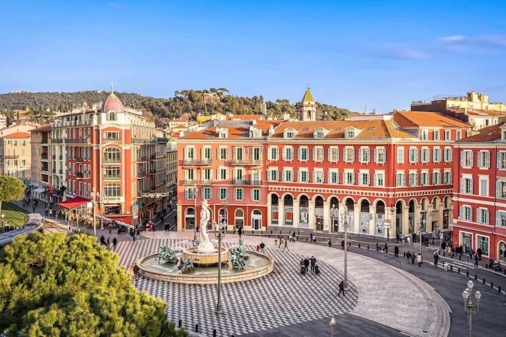 Charming Mezzanine W/ Large Terrace - Apartamento Nice