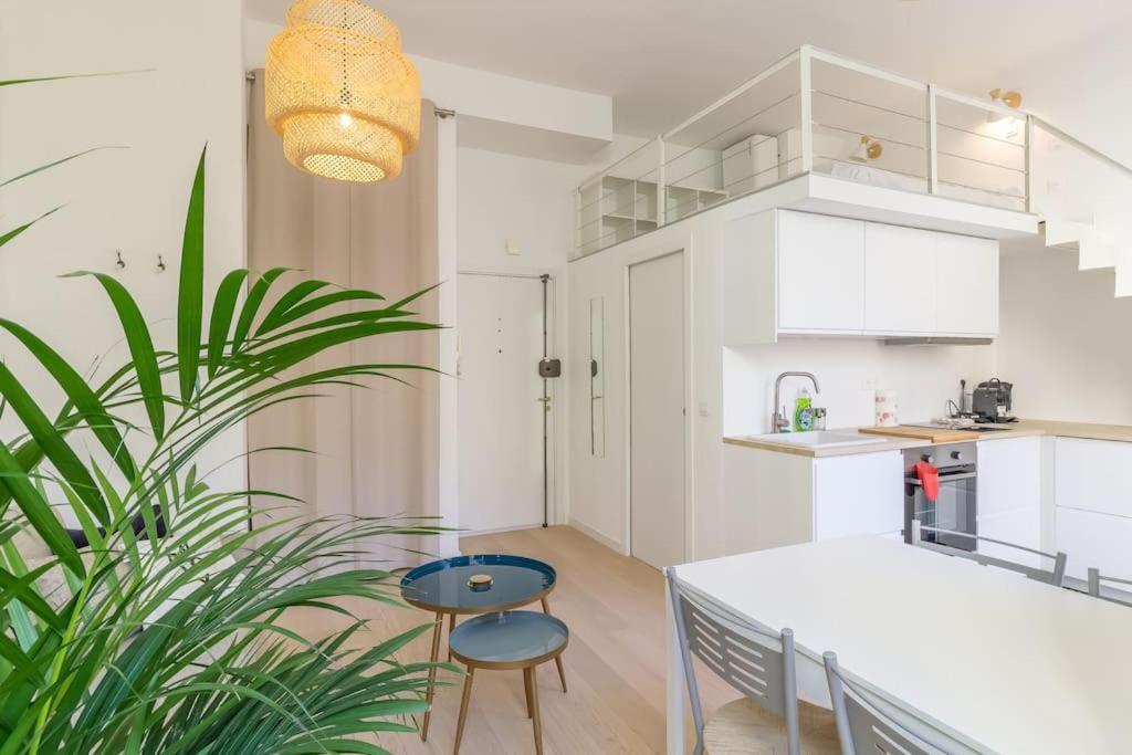 Apartment Charming Mezzanine W/ Large Terrace - Nice