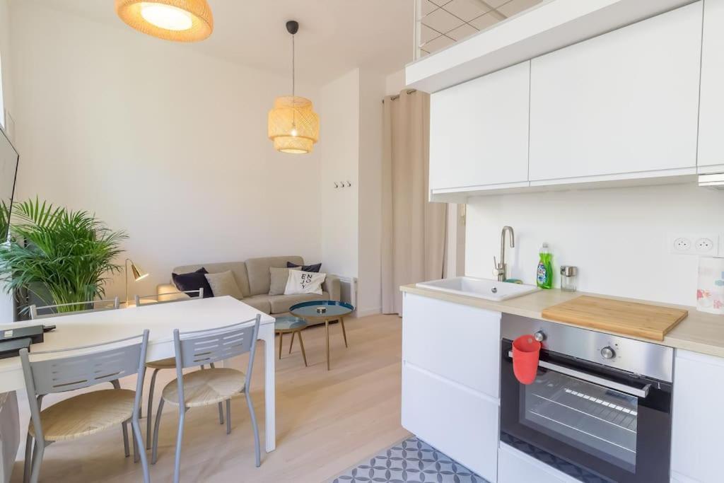 Charming Mezzanine W/ Large Terrace - Apartment