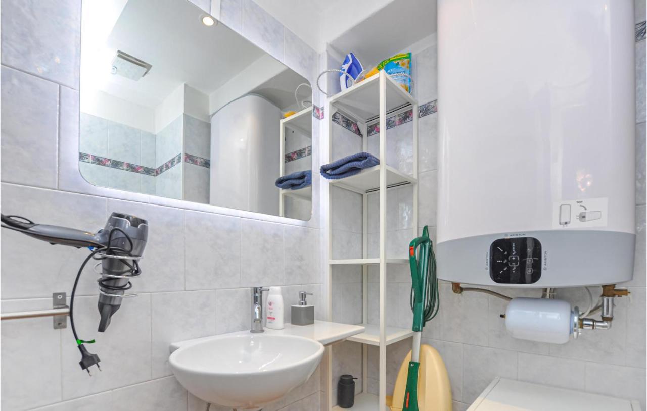 Apartment Beautiful In With Wifi