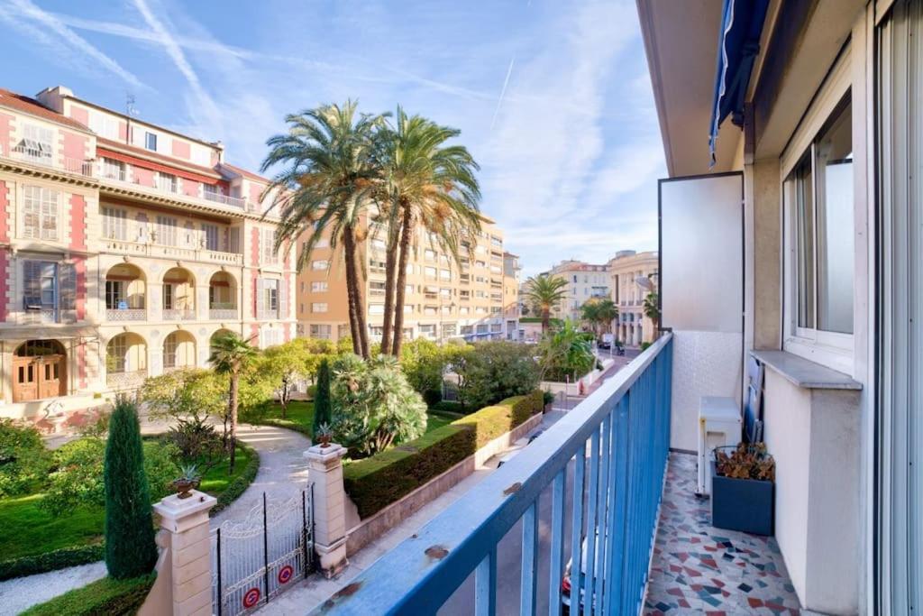 Wonderful At 5 Min From Place Massena Apartamento