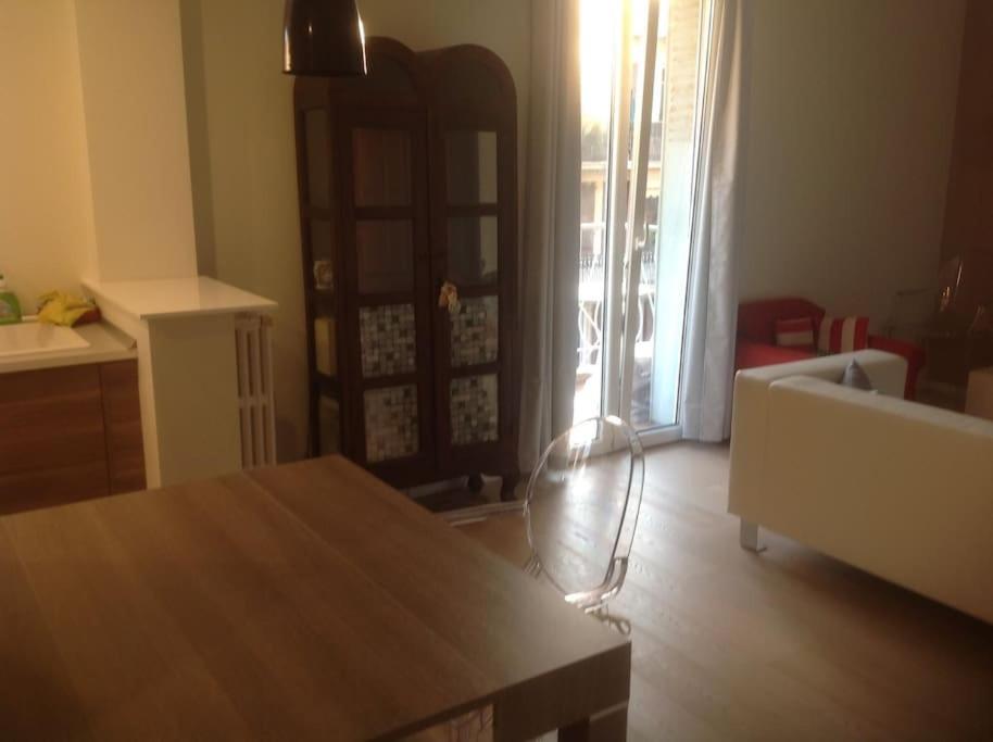 Apartment Zona Porto A 10 Mn A Piedi Dal Mare