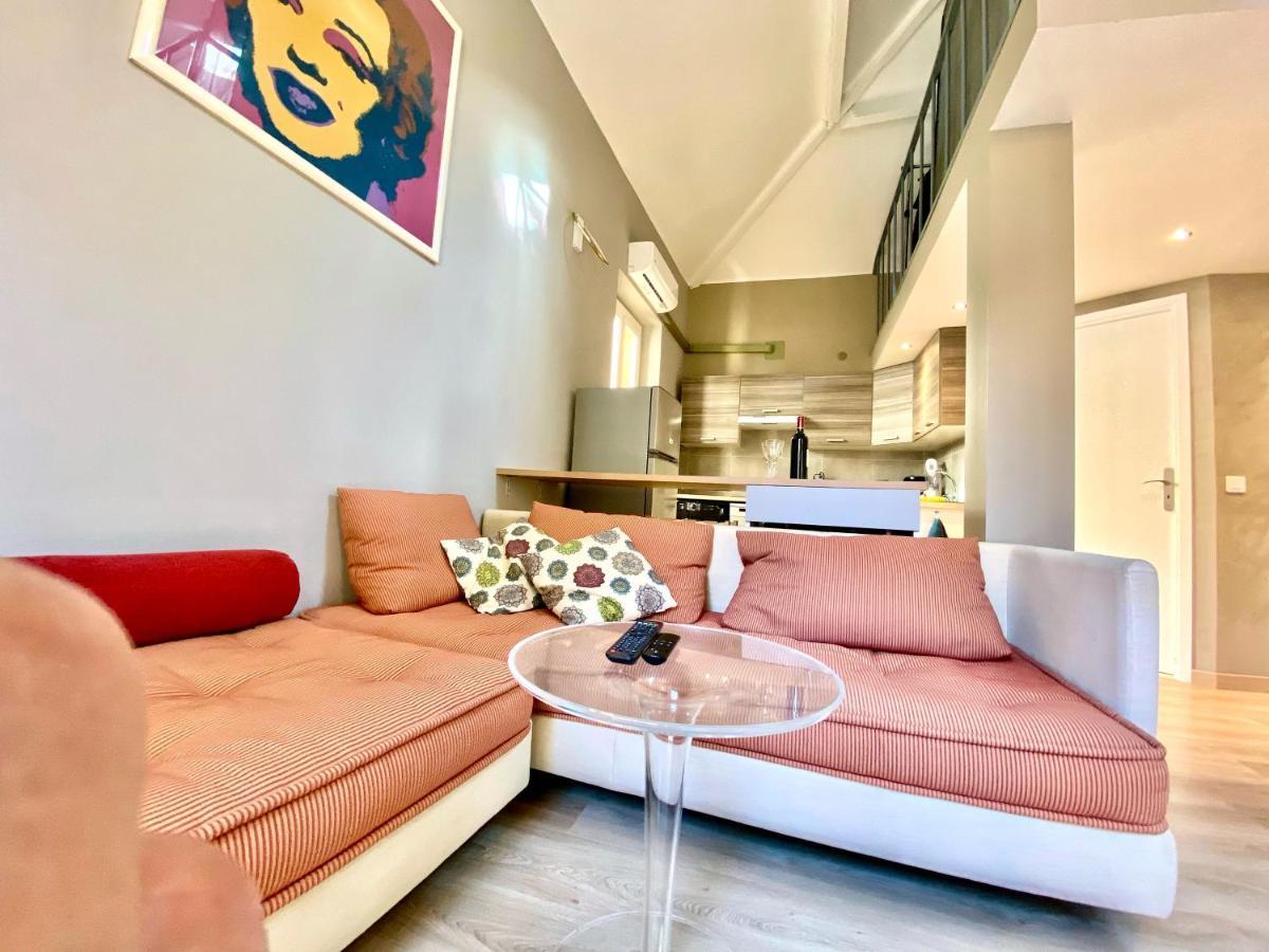 Lovely & Sunny Loft Heart Of With A/c!