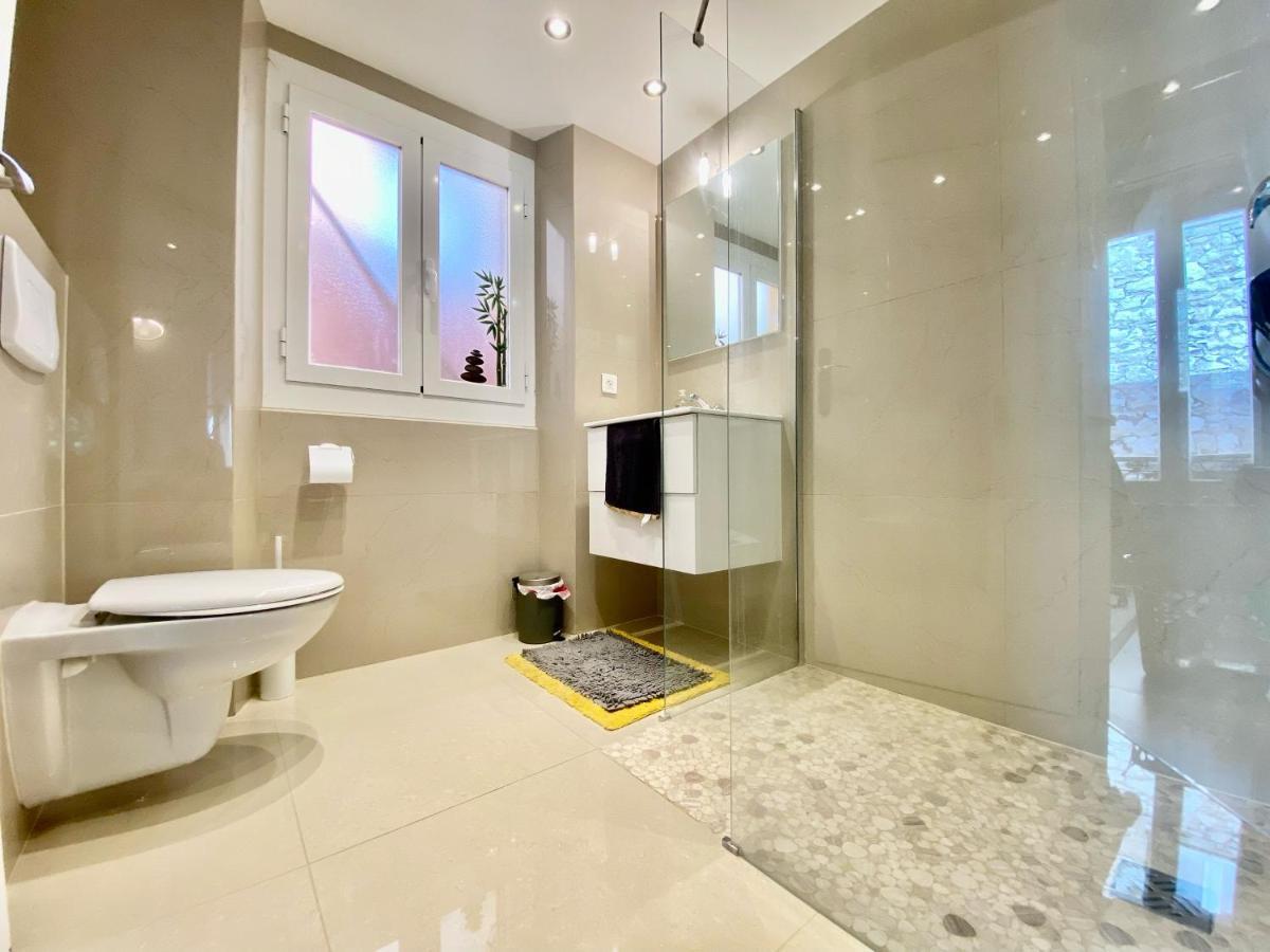 Lovely & Sunny Loft Heart Of With A/c! Nice