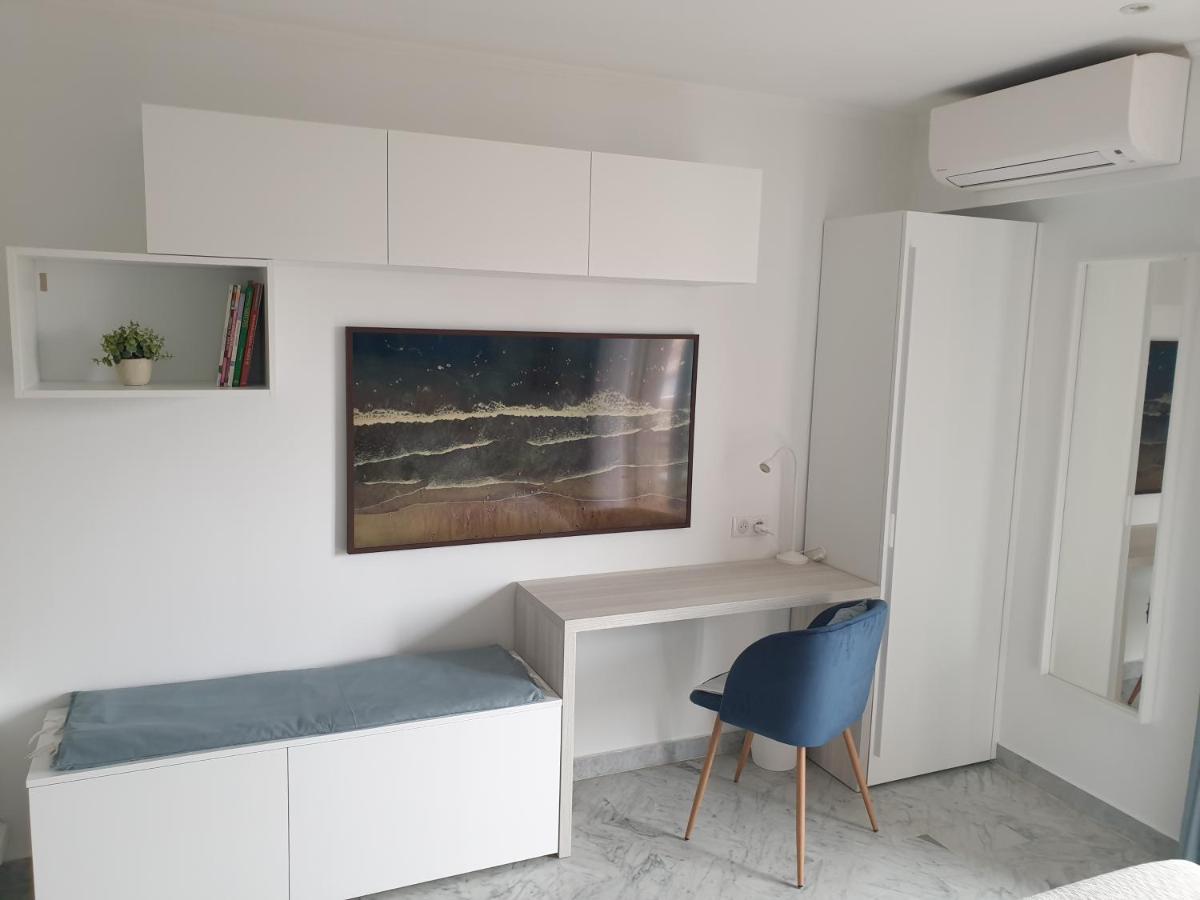 Beautiful T1 With Sea View * Nice