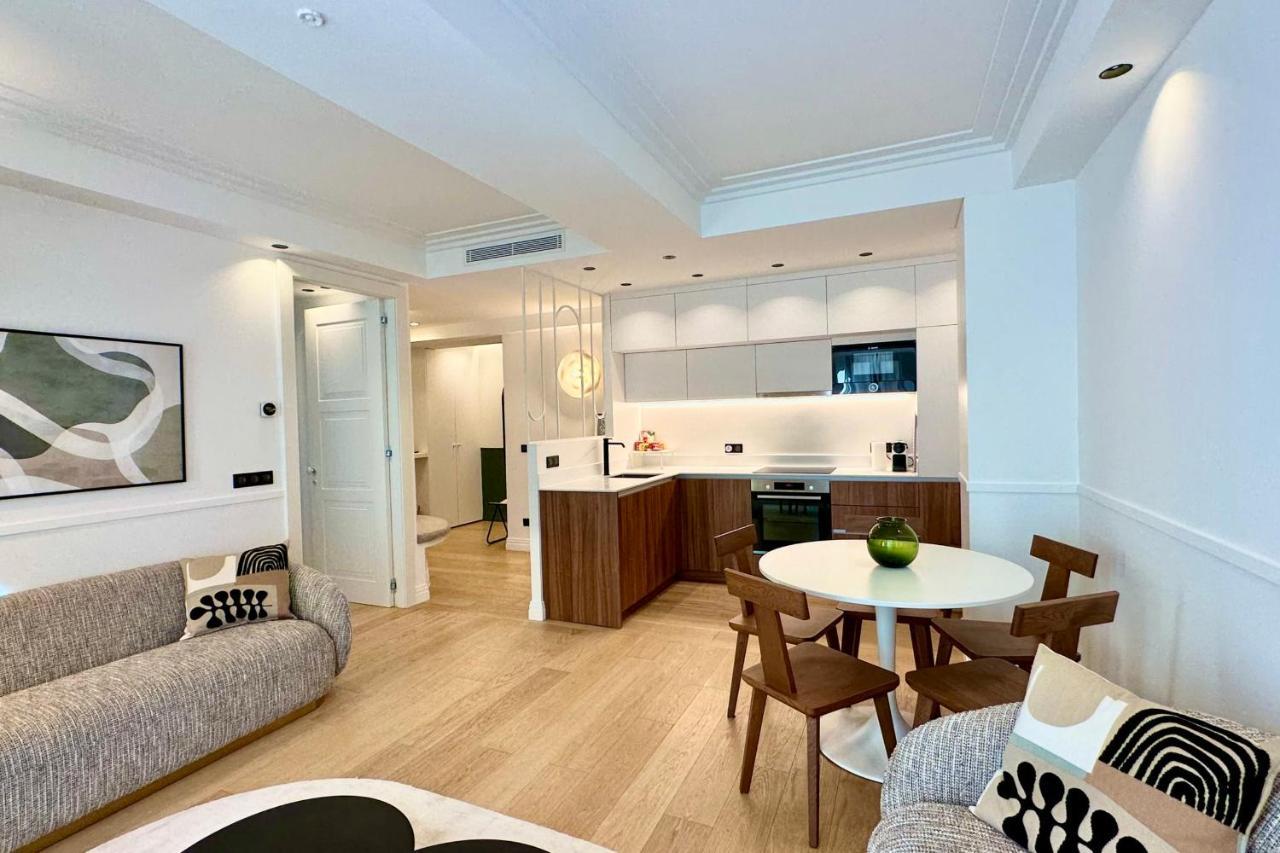 Apartment Opera Promenade 4 Renovated 3 Bedrooms Balcony Sea View Ac *